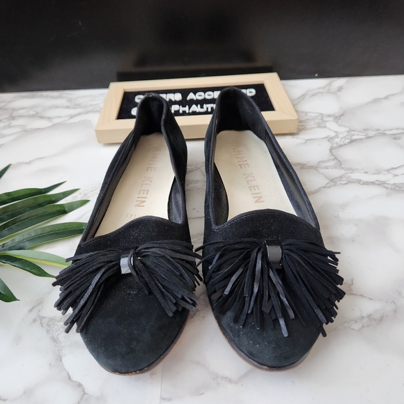 Anne Klein Dixie Tassle Black Suede Flats - Picture 4 of 9